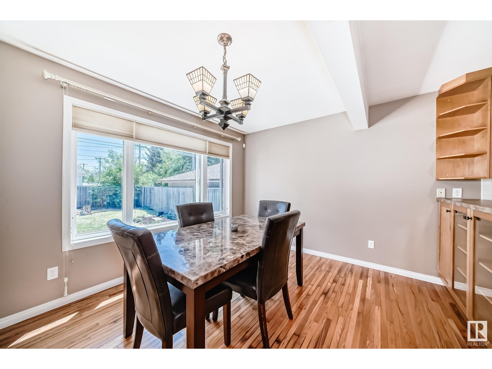 Property at 6615 88 ST NW image 3
