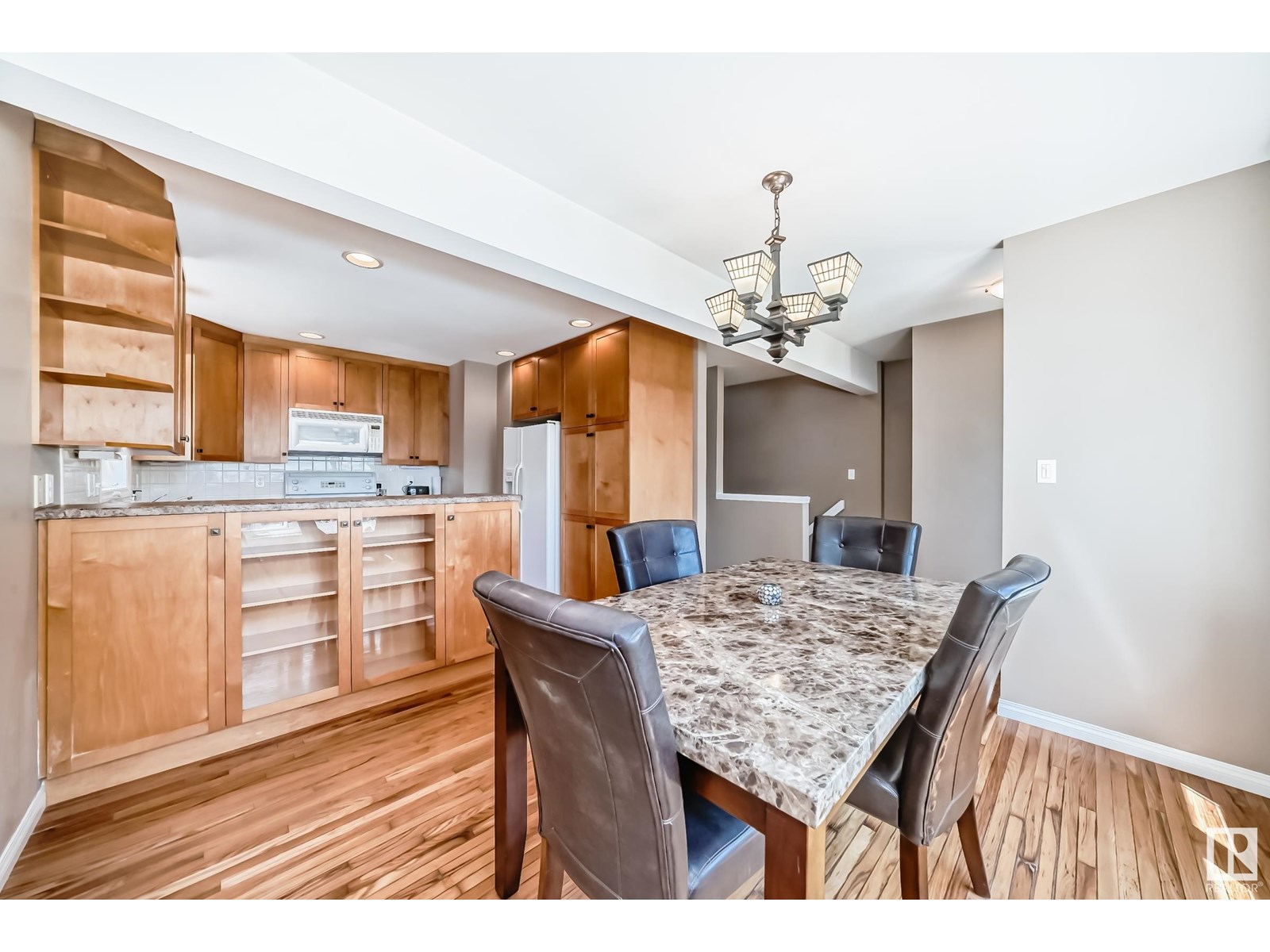 Property at 6615 88 ST NW image 4