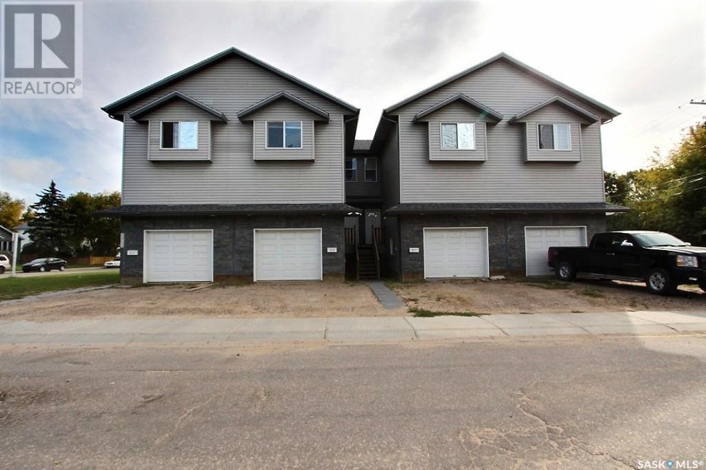 201 10th Street E, Prince Albert, Saskatchewan  S6V 0Y8 - Photo 2 - SK012370