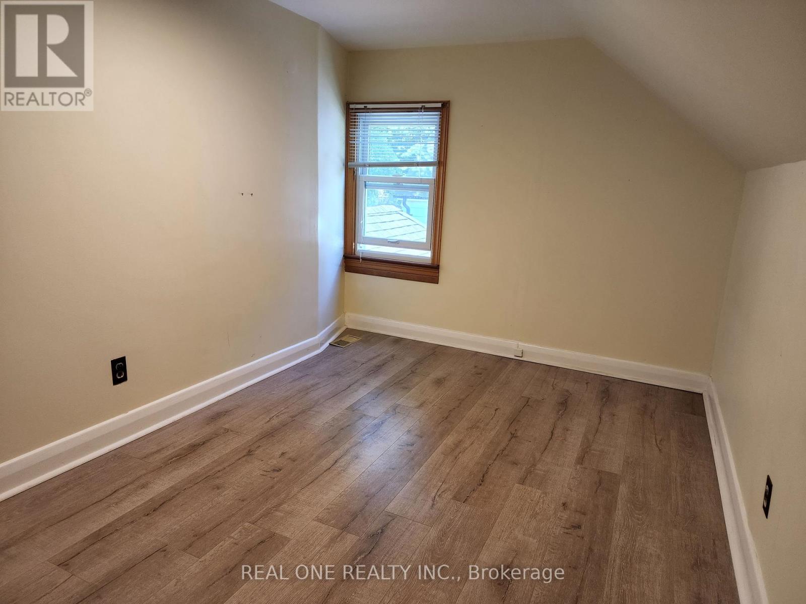 9 Erlane Avenue, Markham, Ontario  L3P 1C8 - Photo 10 - N12280977