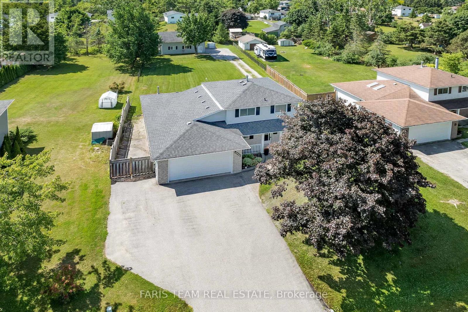 Property at 2275 WEBB STREET image 2