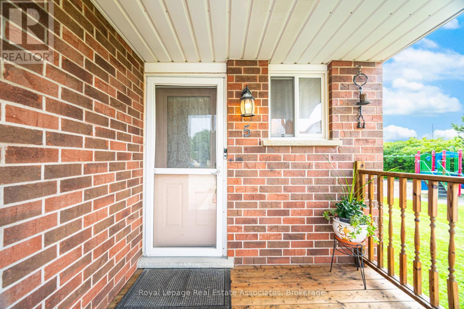 Property at 5 - 360 CORNRIDGE PLACE image 5