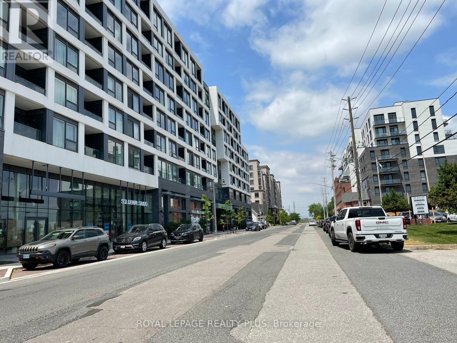 109 - 2486 Old Bronte Road, Oakville, Ontario  L6M 4J2 - Photo 6 - W12280058