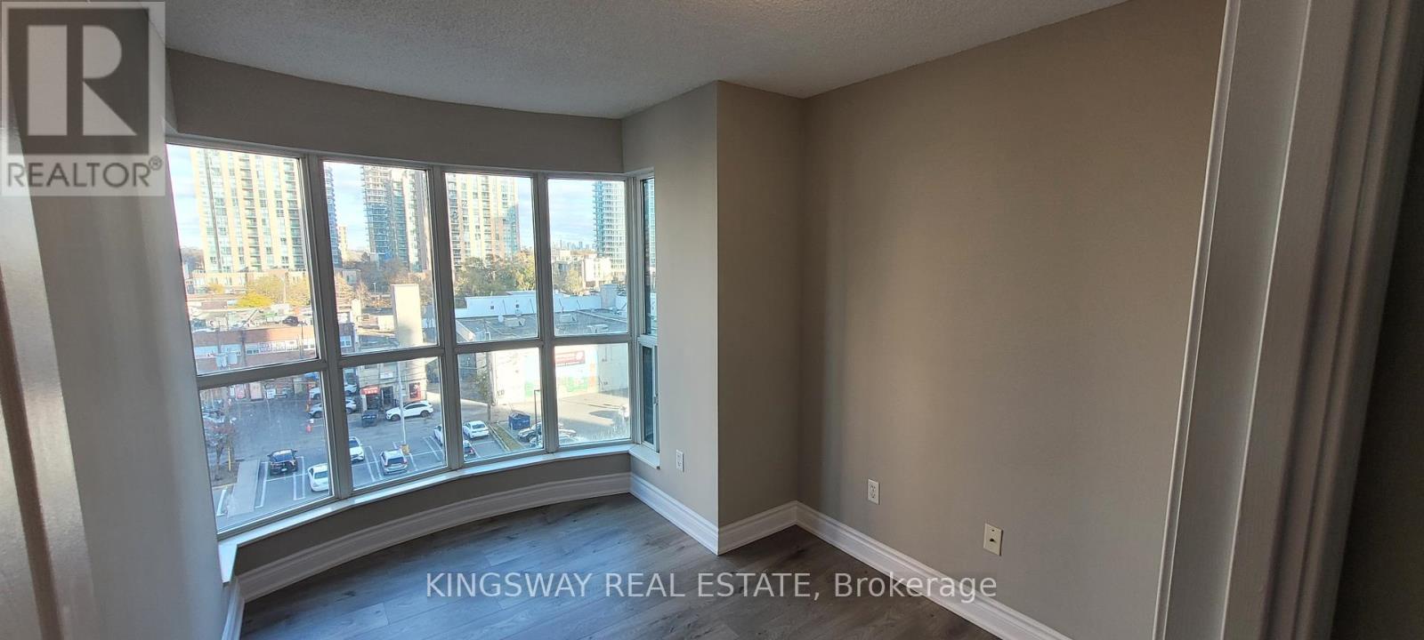 812 - 7 Lorraine Drive, Toronto, Ontario  M2N 7H2 - Photo 18 - C12281035