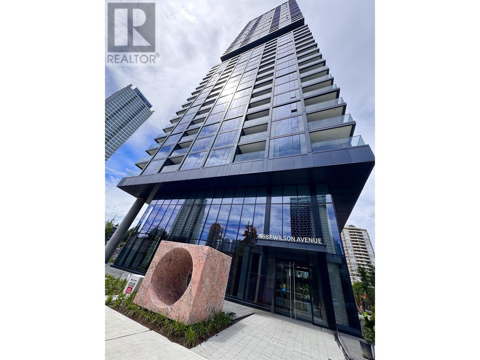 607 5987 Wilson Avenue, Burnaby, British Columbia  V5H 0L7 - Photo 1 - R3024798