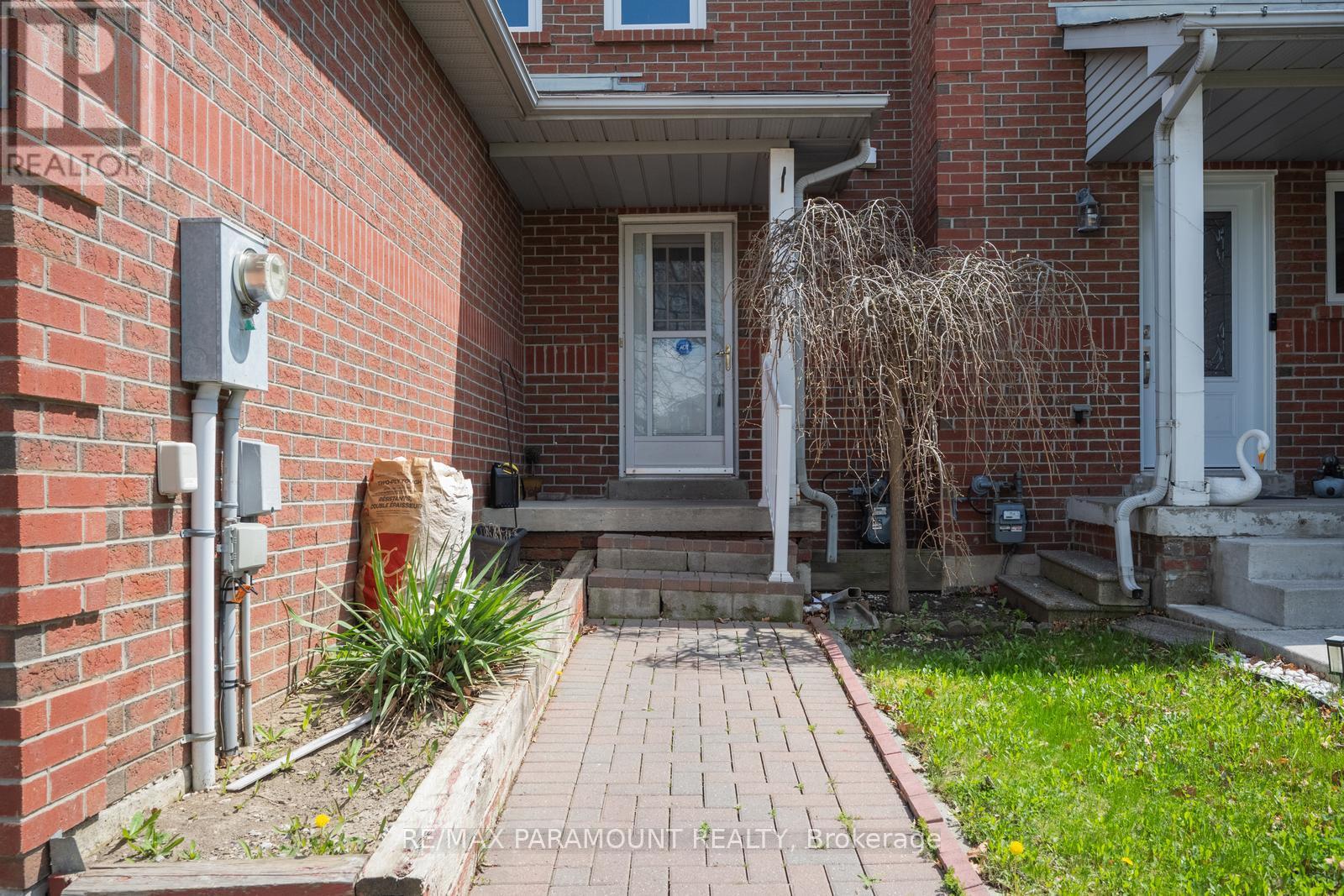 Property at 150 TIMBERLANE DRIVE image 2