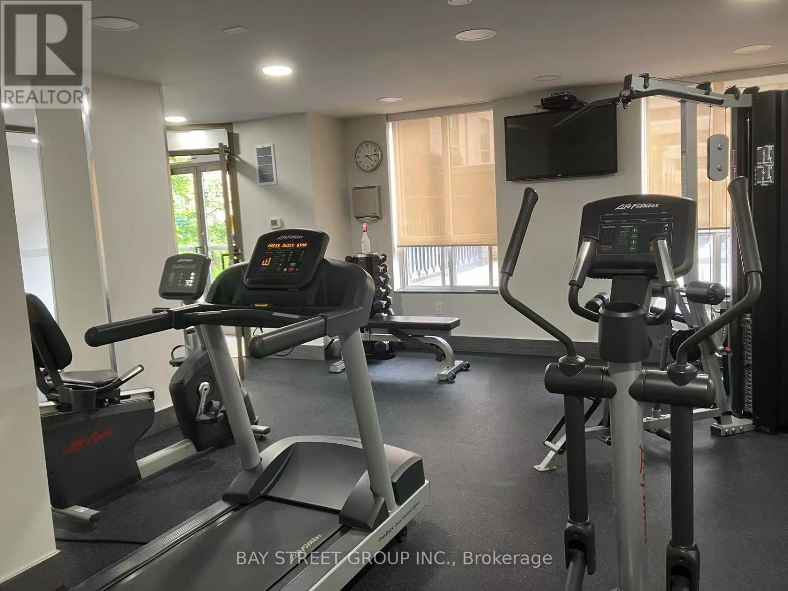 902 - 284 Bloor Street W, Toronto, Ontario  M5S 3B8 - Photo 14 - C12281058