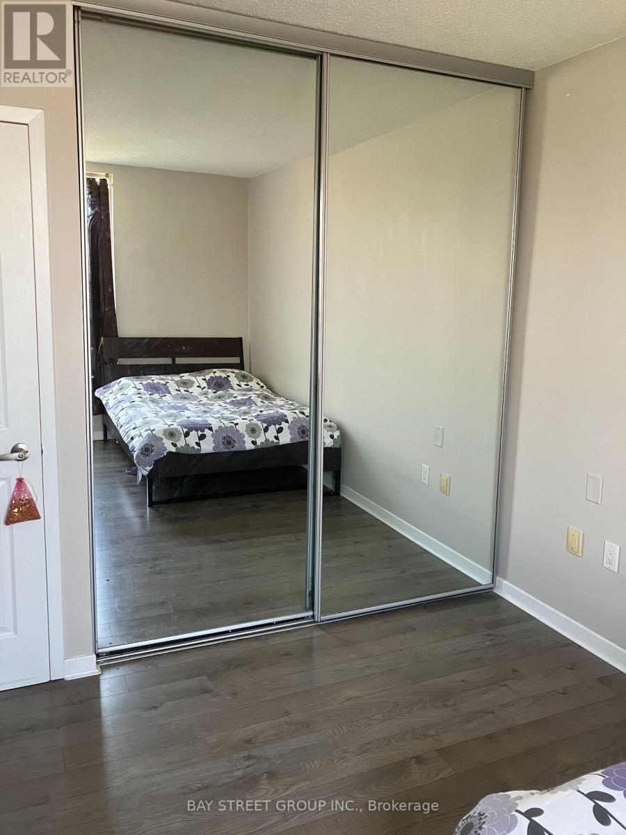 902 - 284 Bloor Street W, Toronto, Ontario  M5S 3B8 - Photo 8 - C12281058