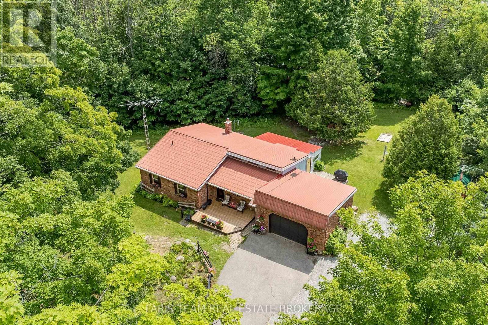 Property at 3204 VASEY ROAD image 1