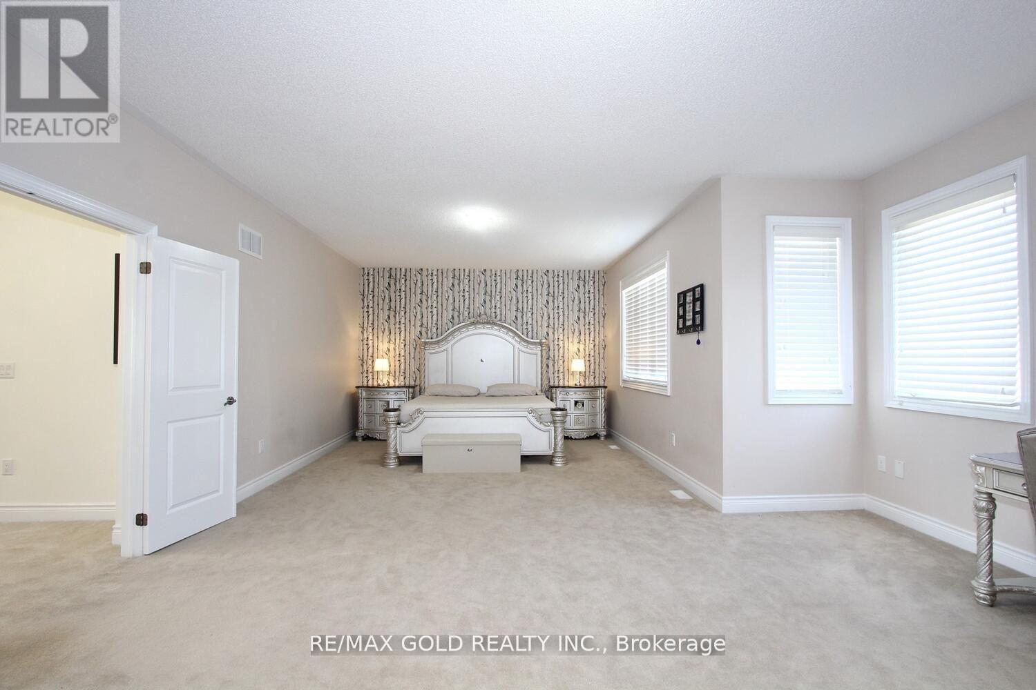 14 Ladbrook Crescent, Brampton (Credit Valley), Ontario  L6X 5H6 - Photo 16 - W12281047