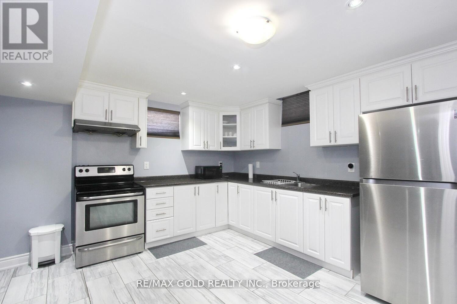14 Ladbrook Crescent, Brampton (Credit Valley), Ontario  L6X 5H6 - Photo 43 - W12281047