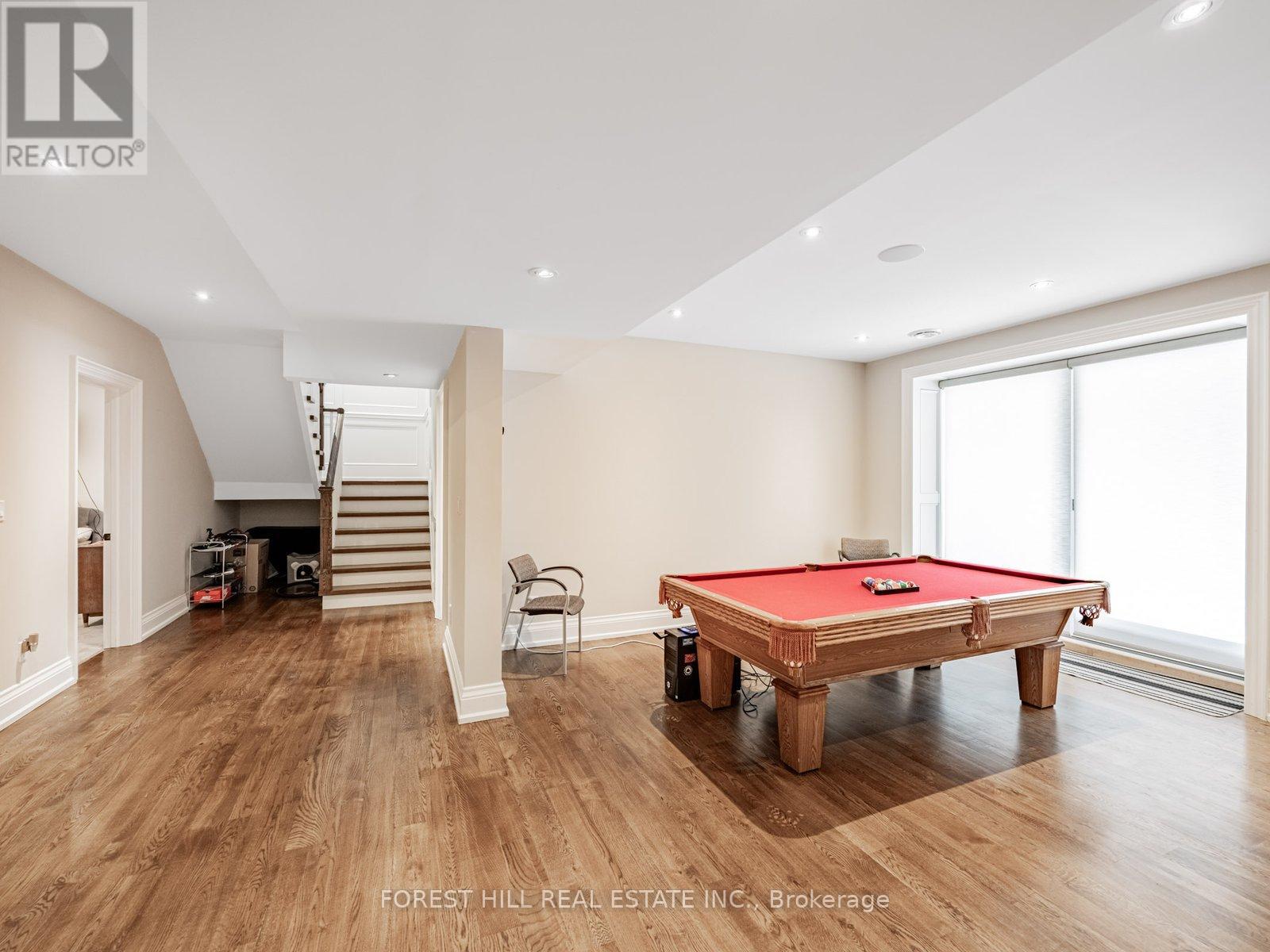 302 Pinehurst Drive W, Oakville, Ontario  L6J 4X3 - Photo 31 - W12274424