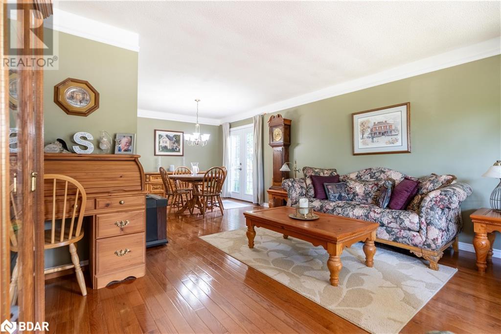 Property at 10 GRAND Place image 5