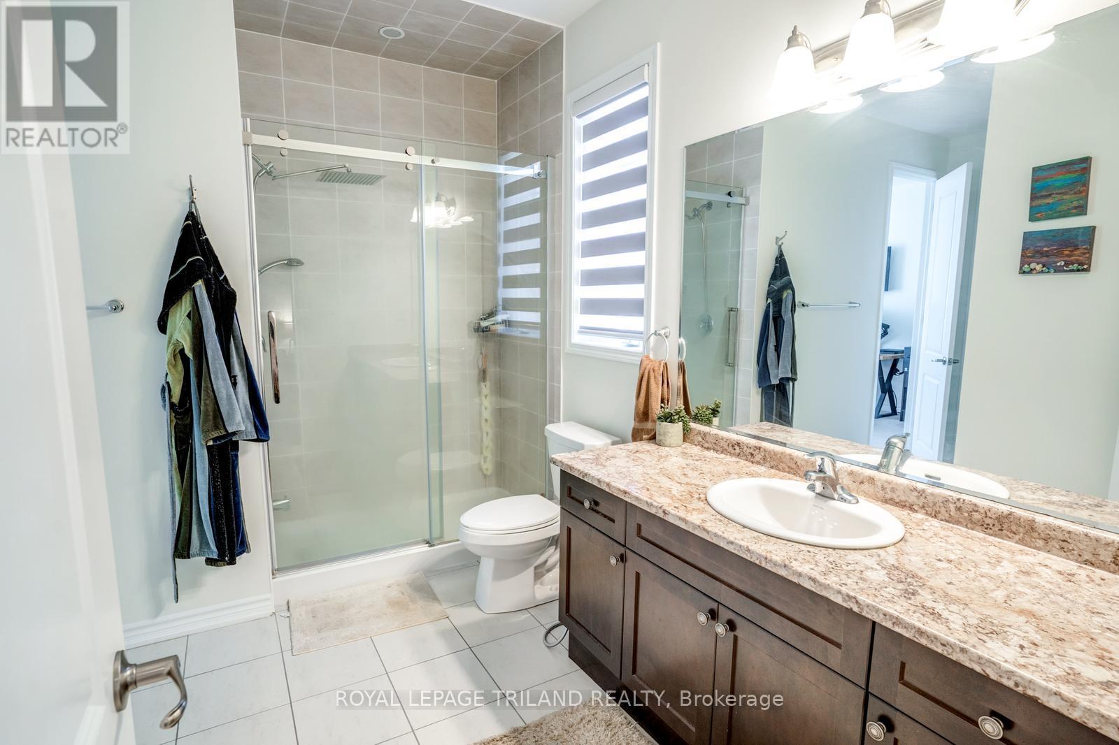 63 Ten Pines Road, Vaughan (Kleinburg), Ontario  L4H 5B4 - Photo 31 - N12281174