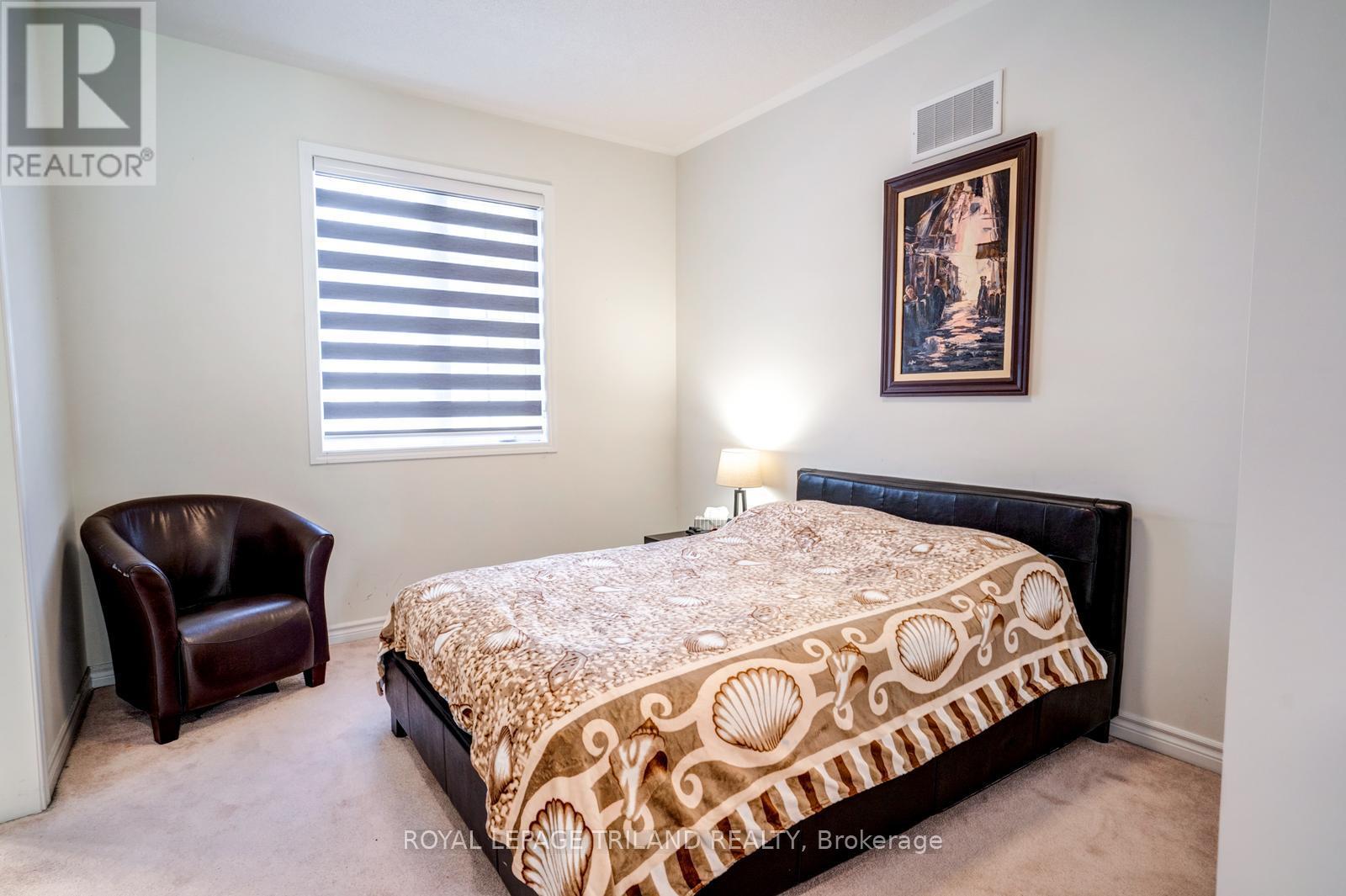 63 Ten Pines Road, Vaughan (Kleinburg), Ontario  L4H 5B4 - Photo 32 - N12281174