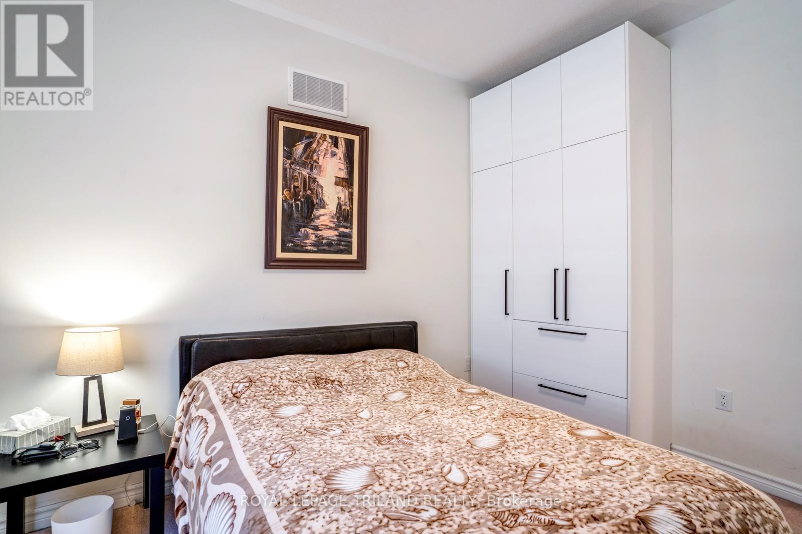 63 Ten Pines Road, Vaughan (Kleinburg), Ontario  L4H 5B4 - Photo 33 - N12281174