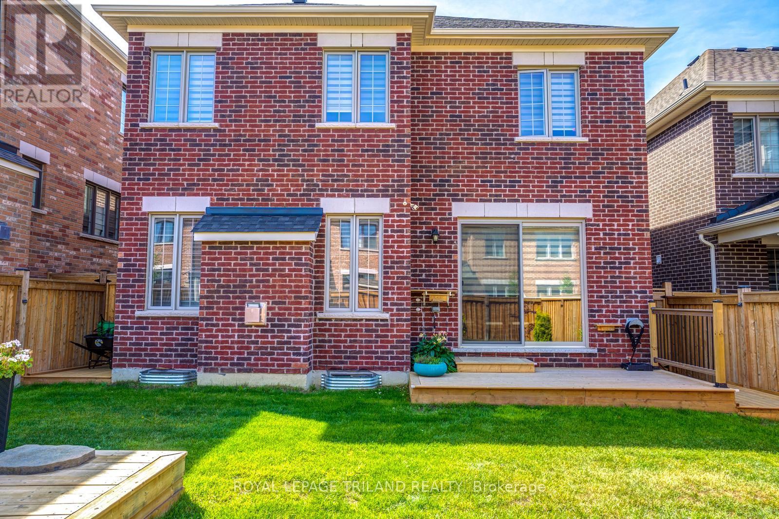 63 Ten Pines Road, Vaughan (Kleinburg), Ontario  L4H 5B4 - Photo 43 - N12281174