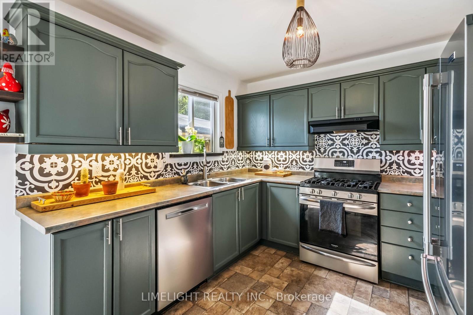 43 - 335 Lighthouse Road, London South, Ontario  N6M 1J8 - Photo 11 - X12281179