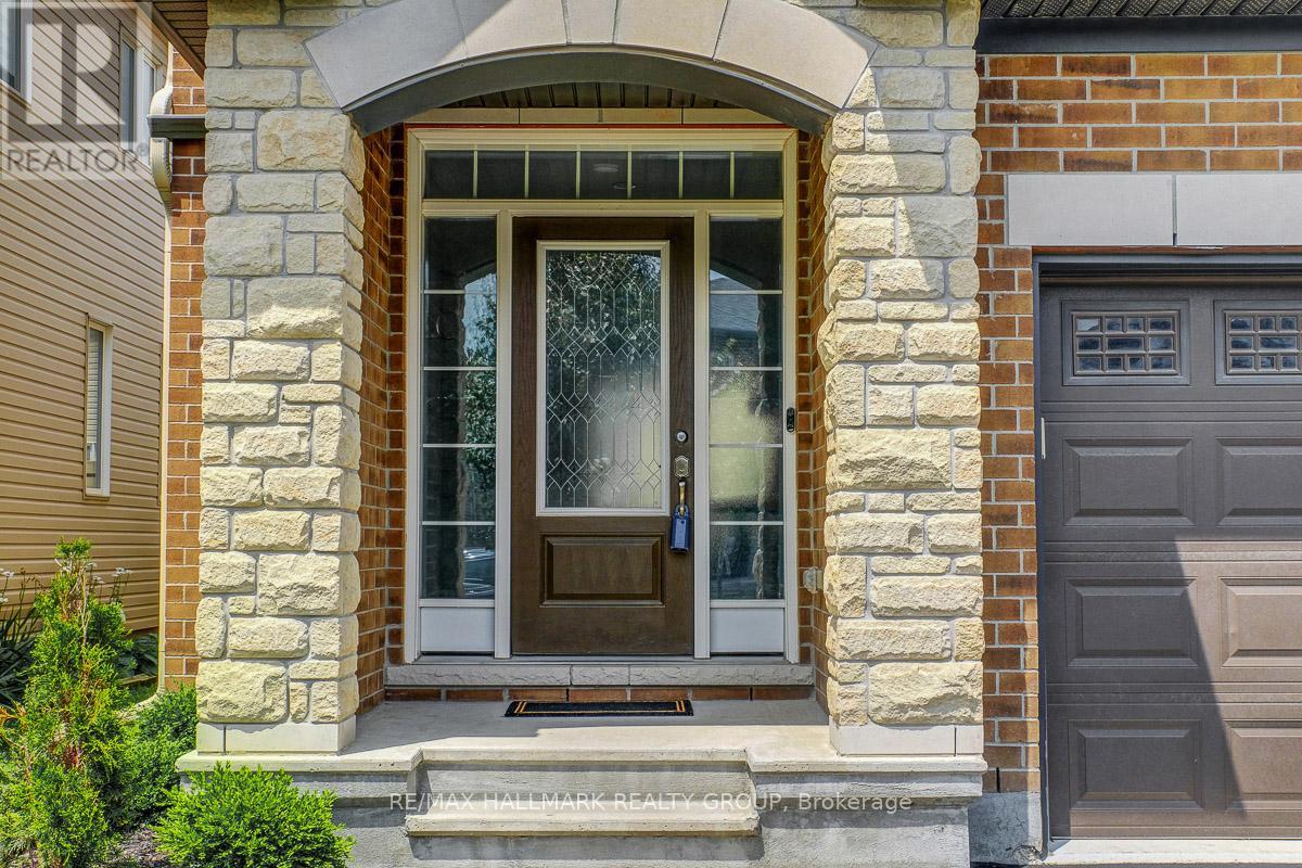 Property at 78 RUSSET TERRACE image 3