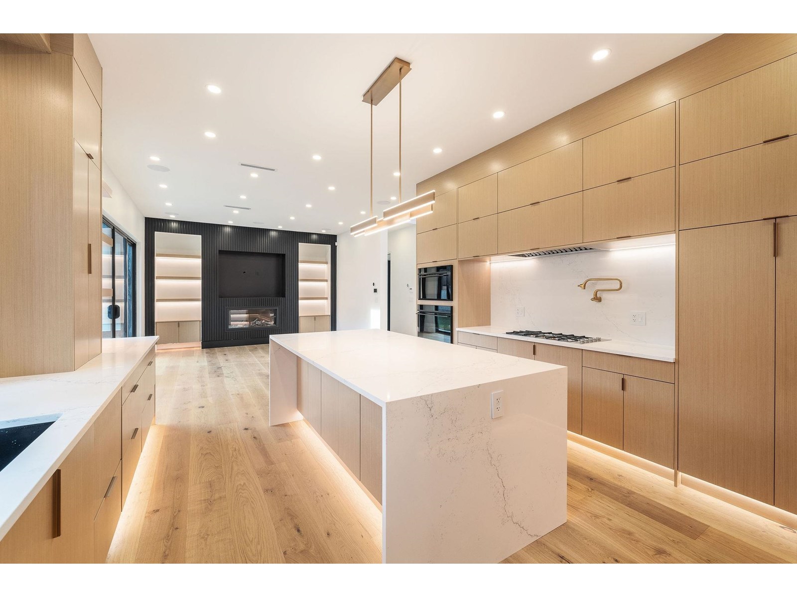 Property at 8689 TUNIS PLACE image 5