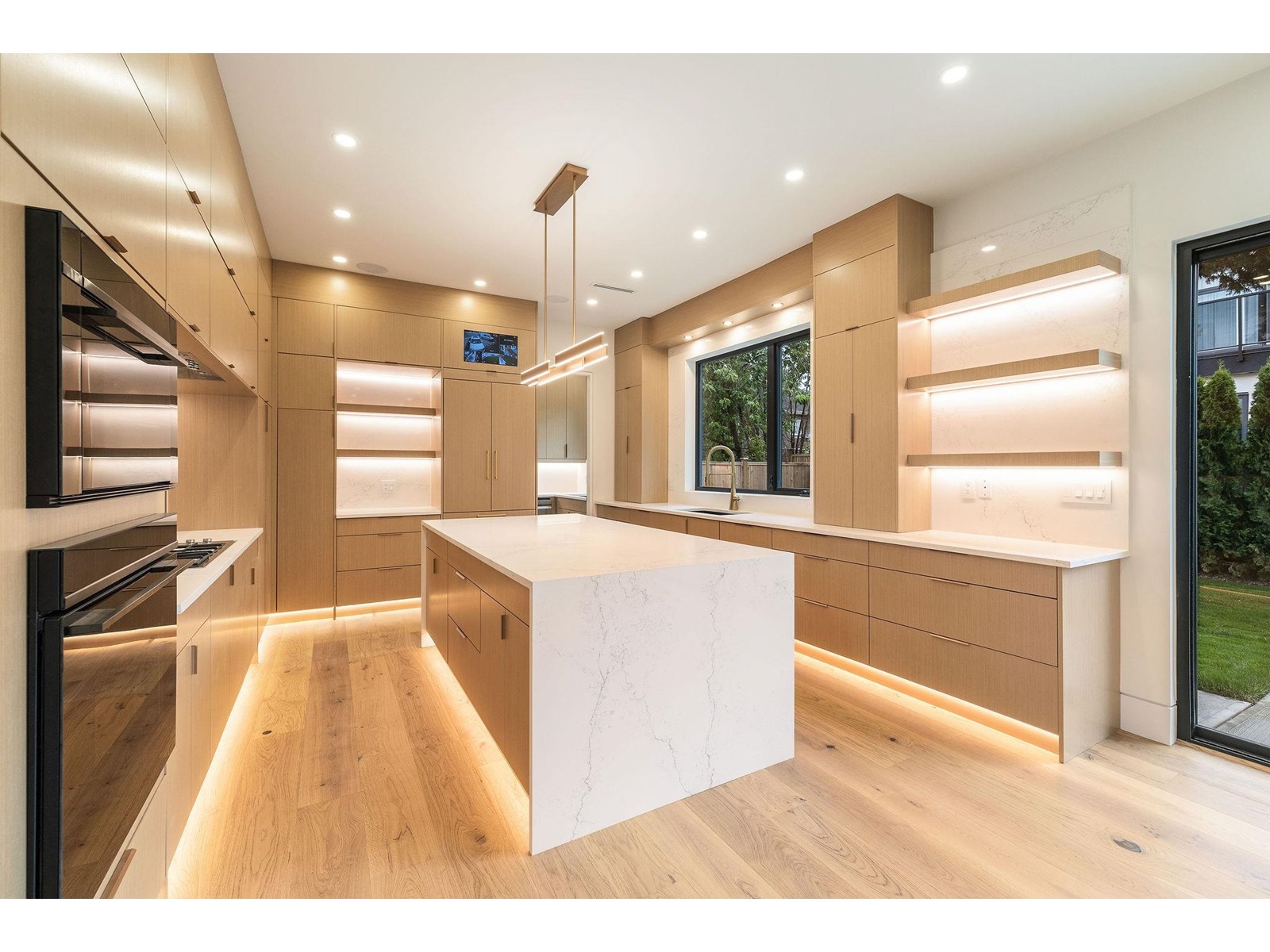 Property at 8689 TUNIS PLACE image 2
