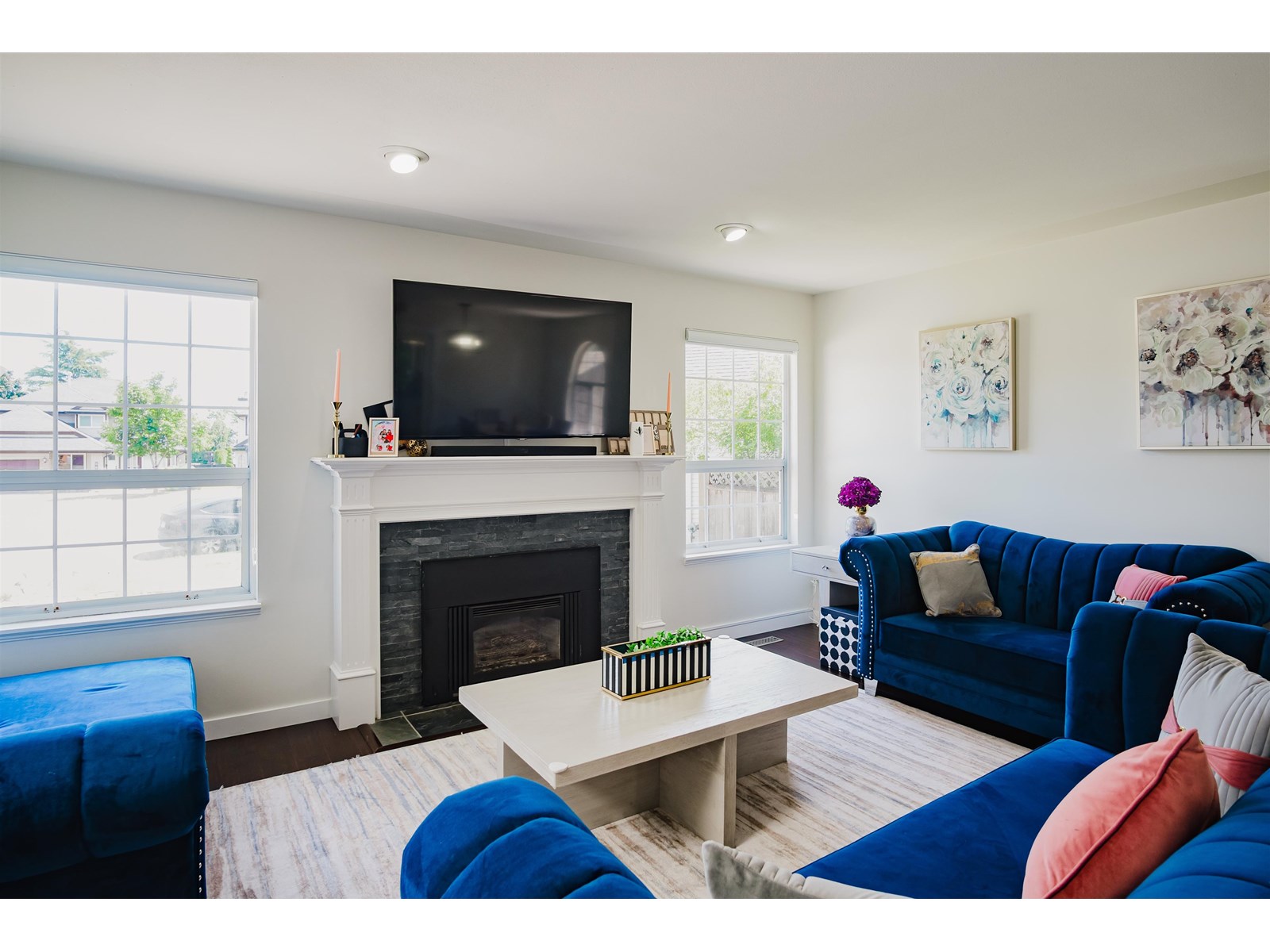 Property at 5655 187 STREET image 4