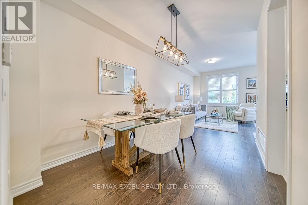 Property at 43 DURBLEE AVENUE image 4
