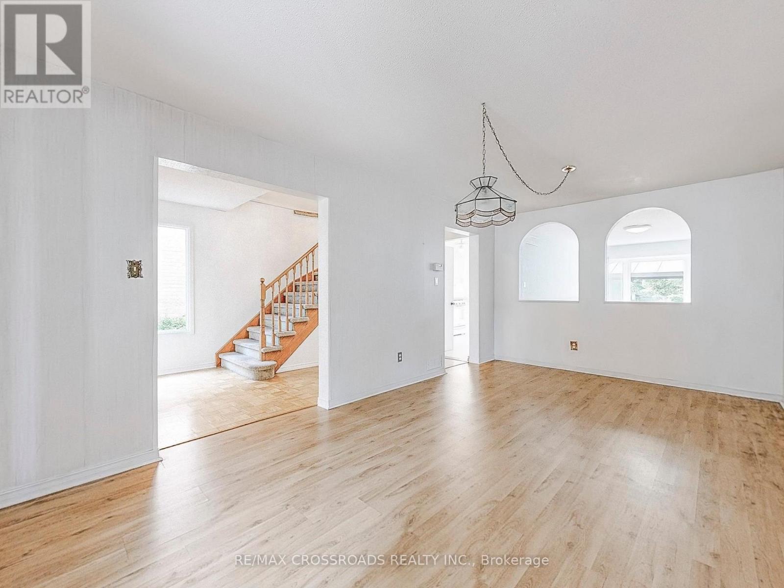 Property at 61 HAMILTON HALL DRIVE image 4
