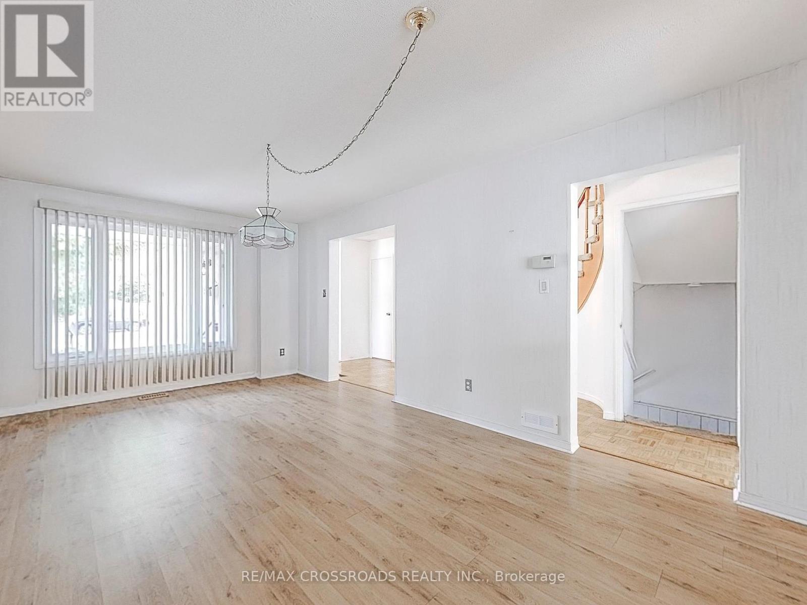 Property at 61 HAMILTON HALL DRIVE image 5