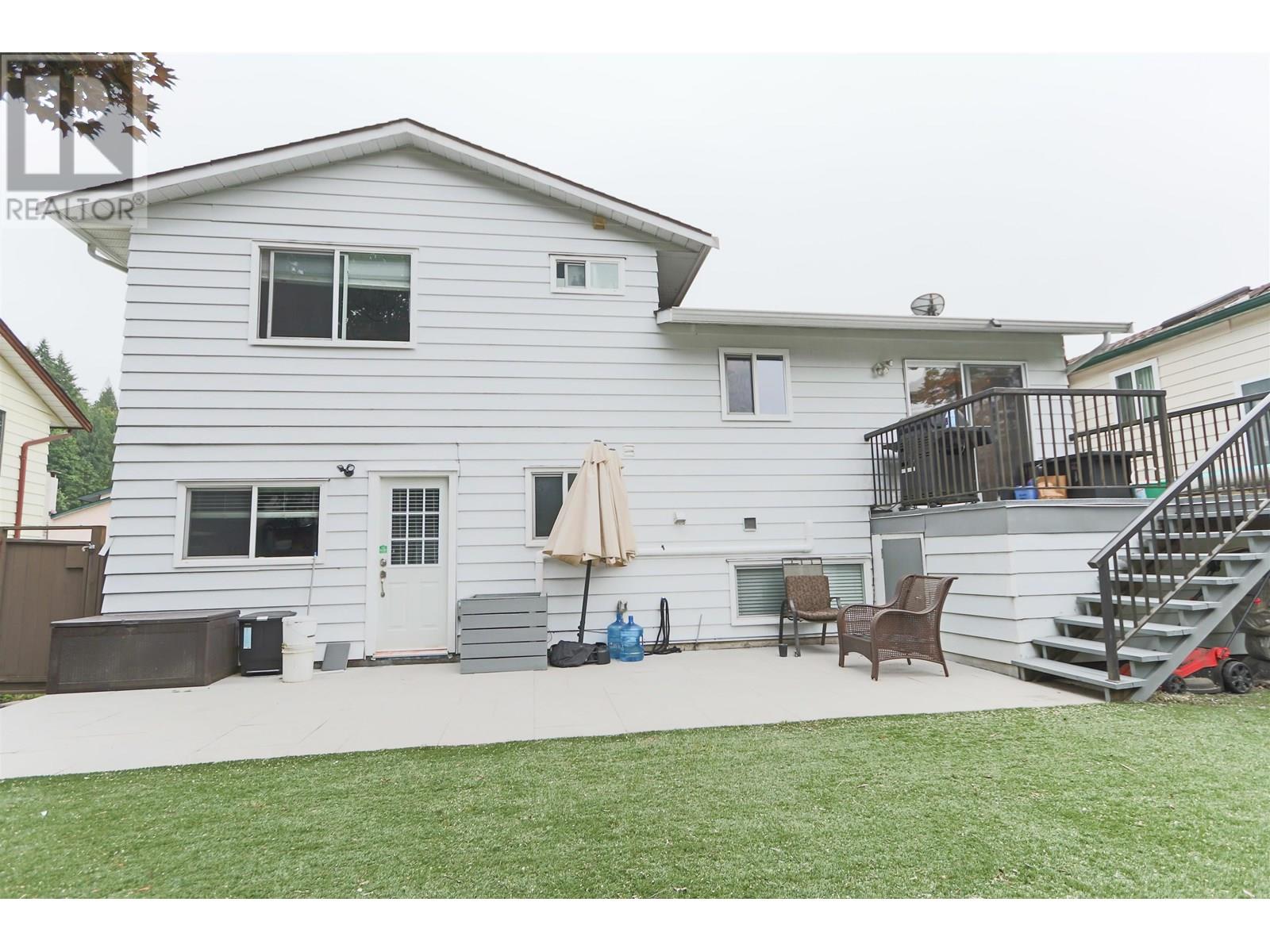 Property at 1890 BOW DRIVE image 3