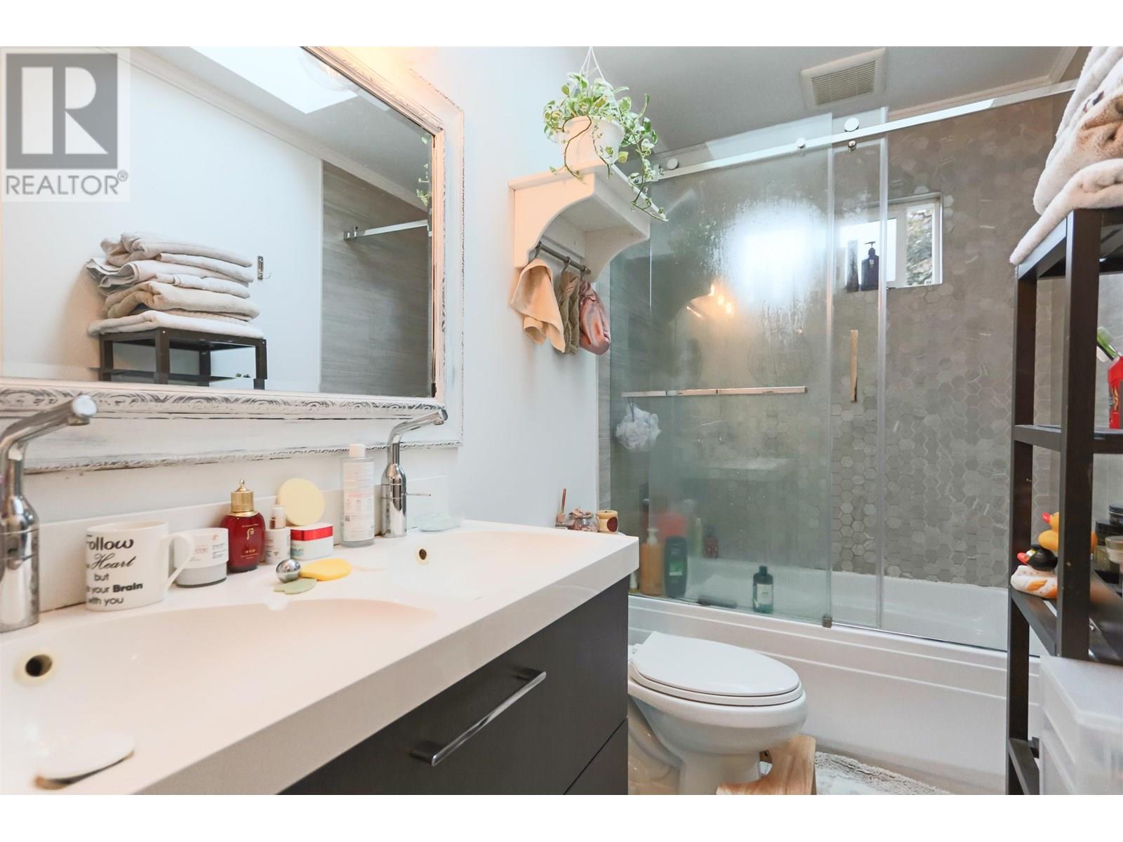 1890 Bow Drive, Coquitlam, British Columbia  V3E 1P6 - Photo 16 - R3018052