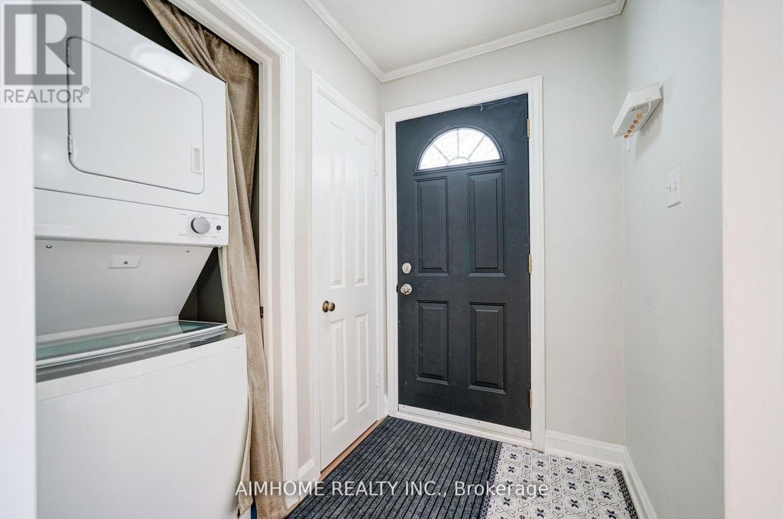 Property at 221 ST LAWRENCE STREET image 2