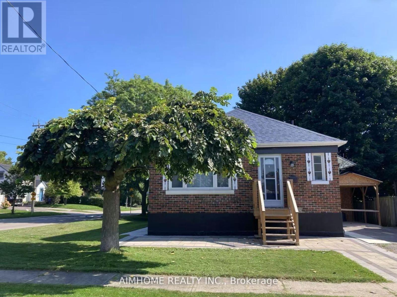 Property at 221 ST LAWRENCE STREET image 1