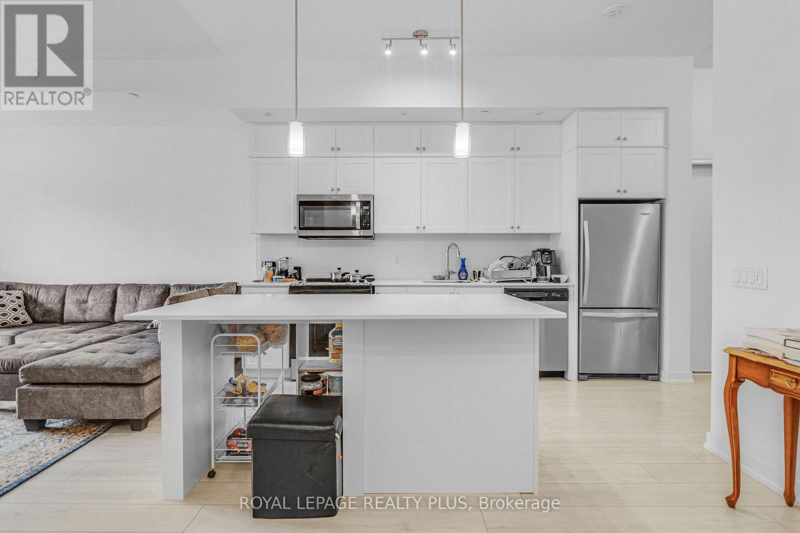 233 - 55 Duke Street W, Kitchener, Ontario  N2H 0C9 - Photo 8 - X12281127