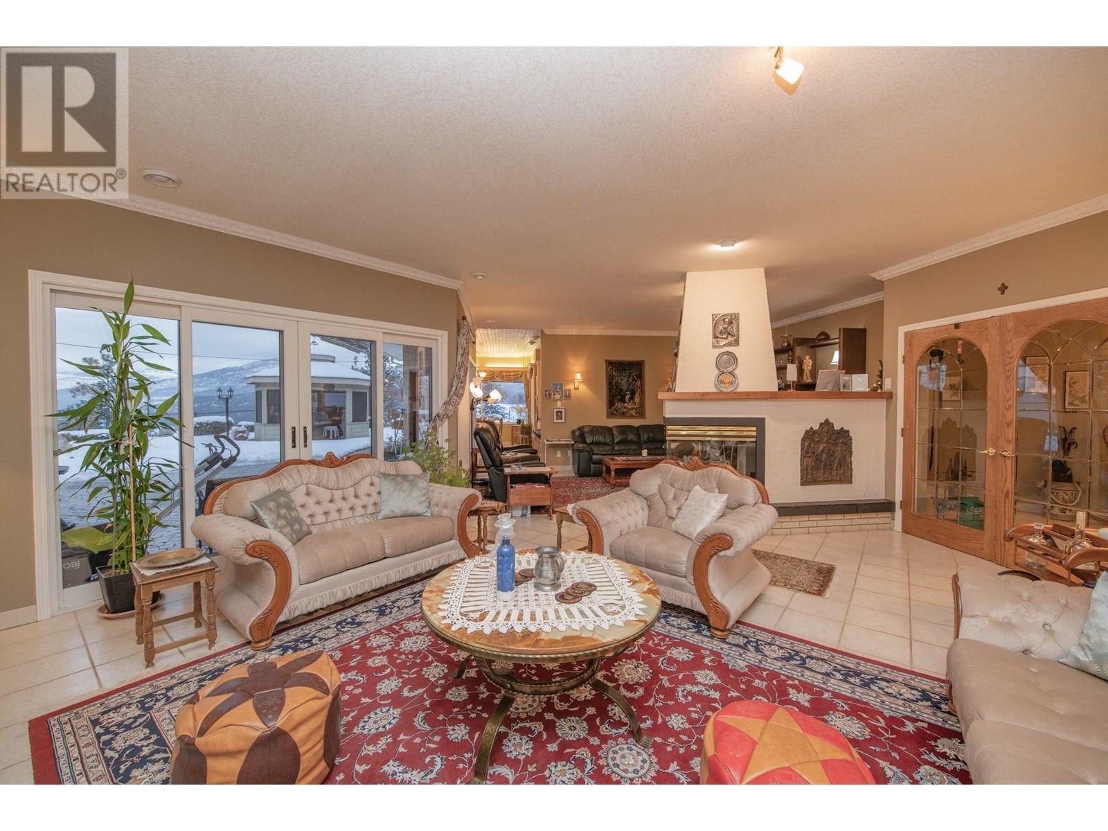 Property at 6 9196 Tronson Road image 1