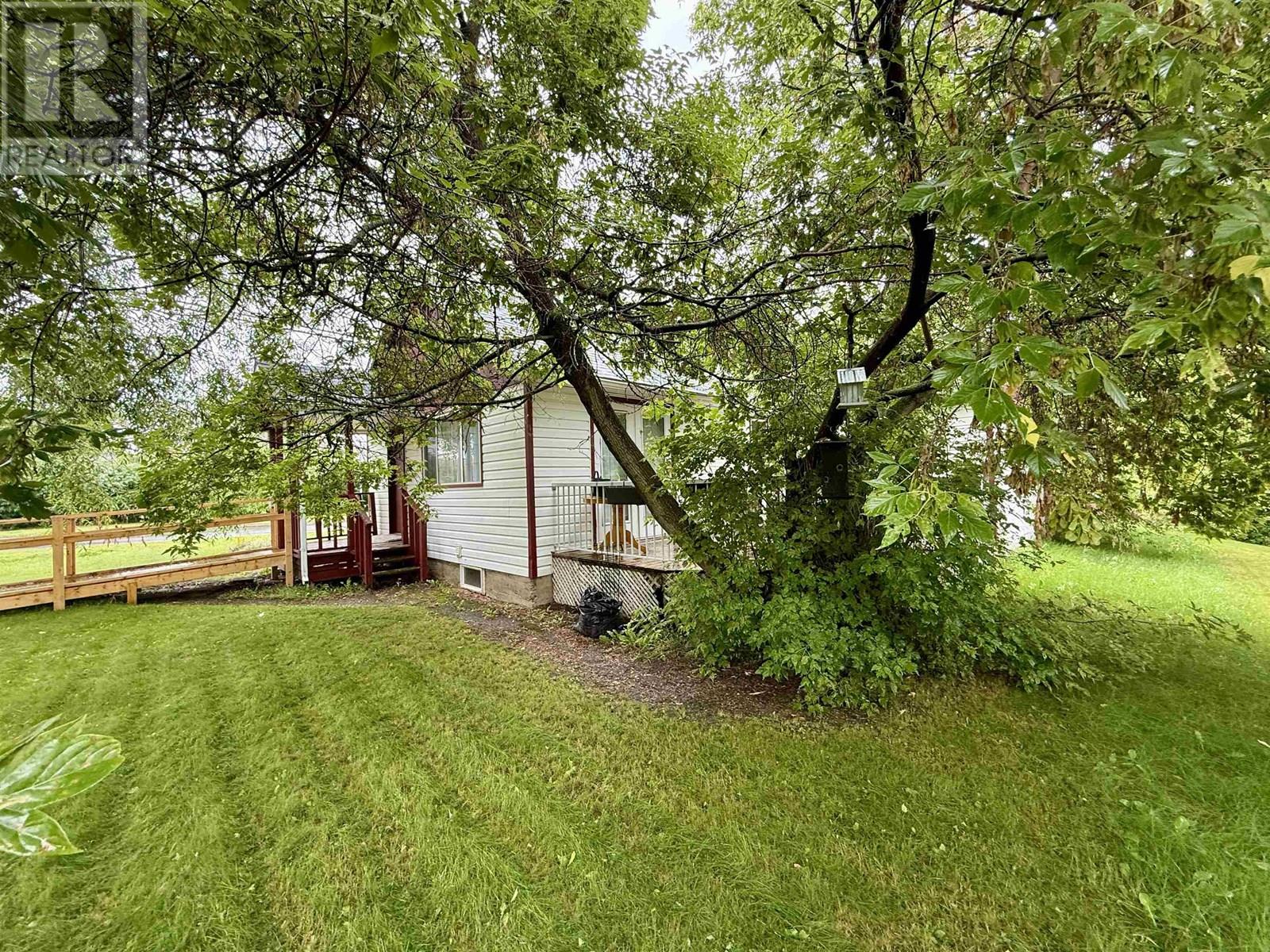Property at 1518 INGLEDEW STREET image 3