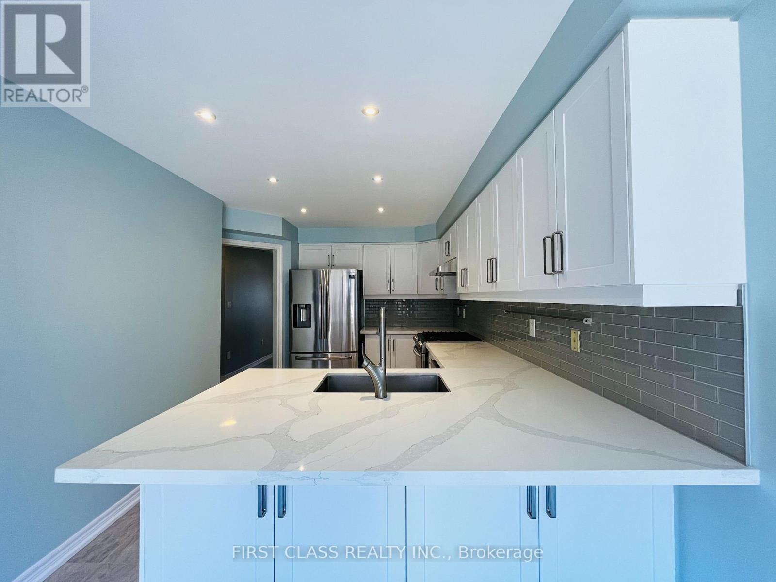 45 William Grant Road, Markham, Ontario  L6E 1W4 - Photo 12 - N12281203