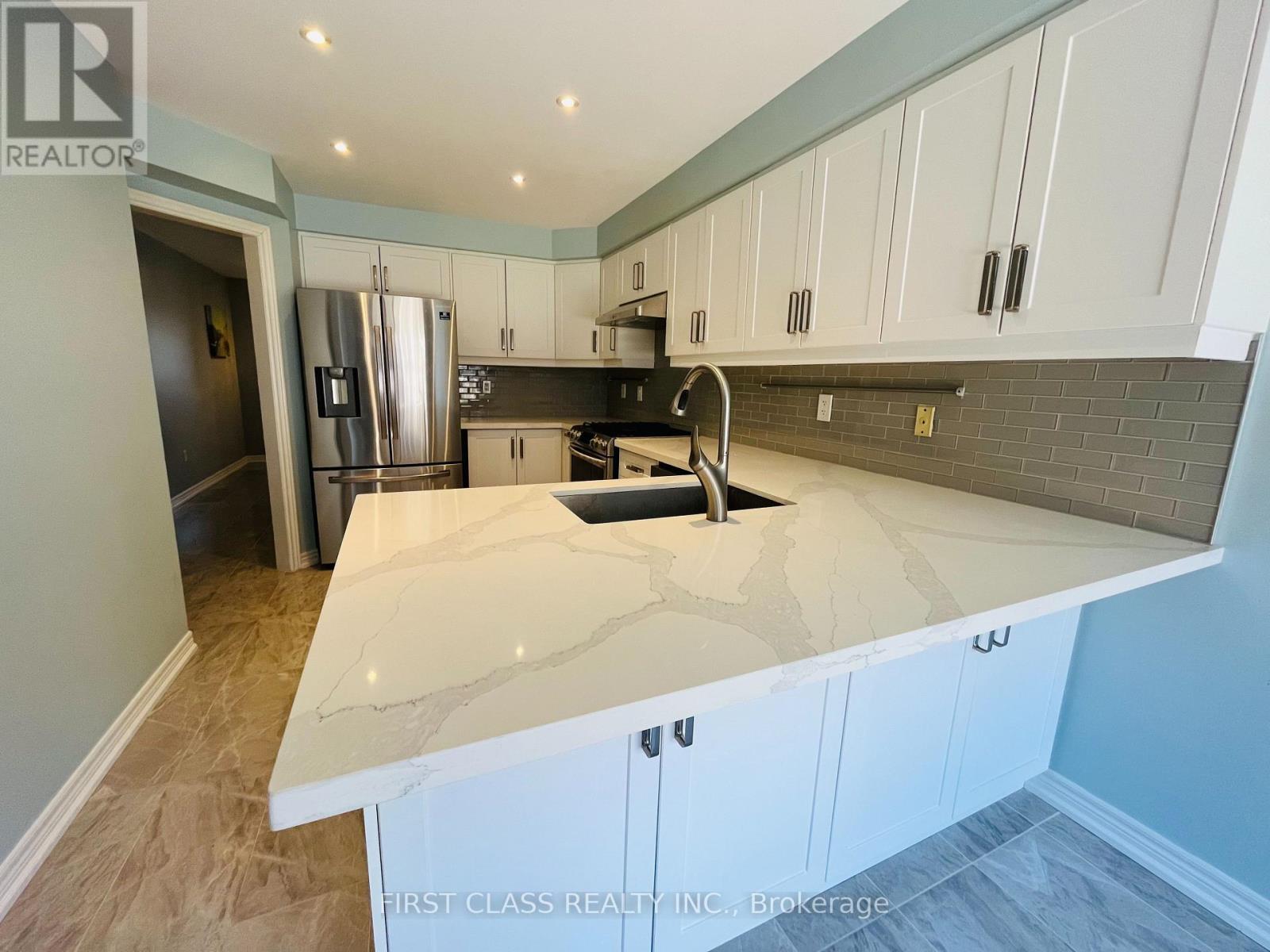 45 William Grant Road, Markham, Ontario  L6E 1W4 - Photo 13 - N12281203