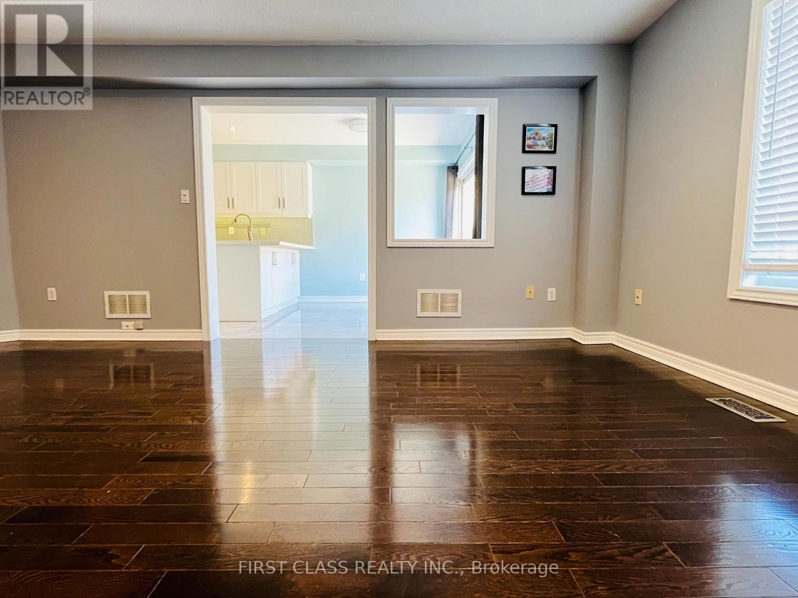 45 William Grant Road, Markham, Ontario  L6E 1W4 - Photo 8 - N12281203