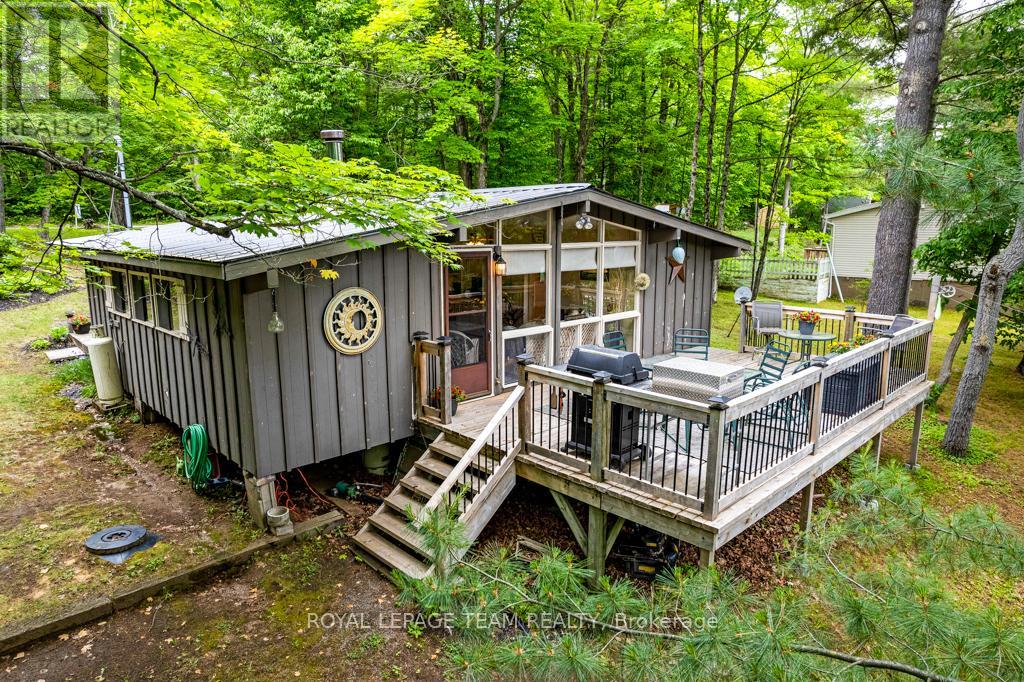 315 SILVERY LANE, Tay Valley, Ontario