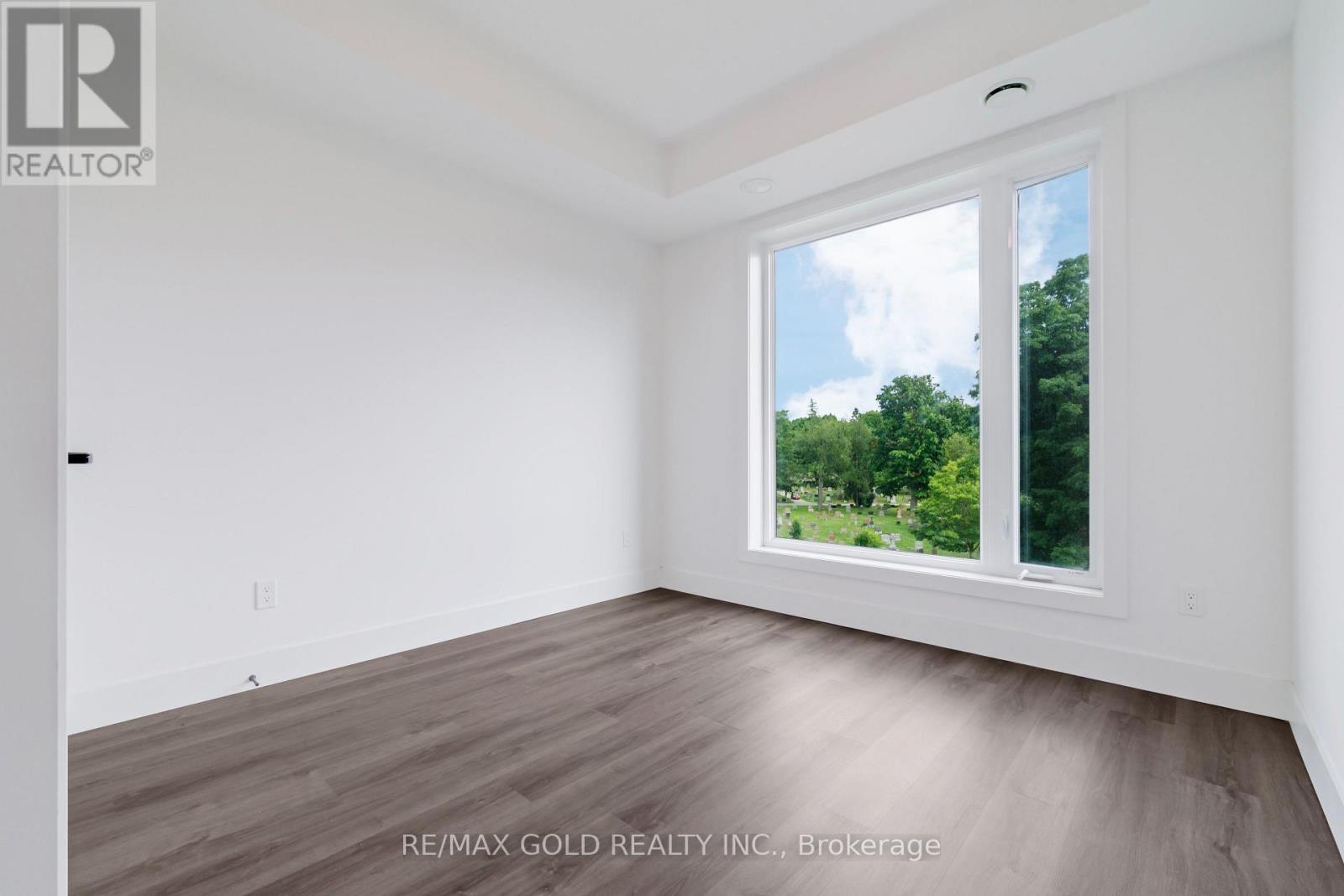 404 - 107 Roger Street, Waterloo, Ontario  N2J 0G3 - Photo 10 - X12202783