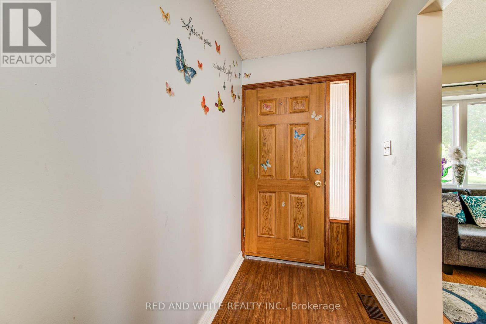 Property at 303 CONSERVATION DRIVE image 5