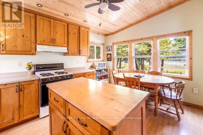 74 Smokehouse Island, South Bruce Peninsula, Ontario  N0H 2T0 - Photo 21 - X12281267