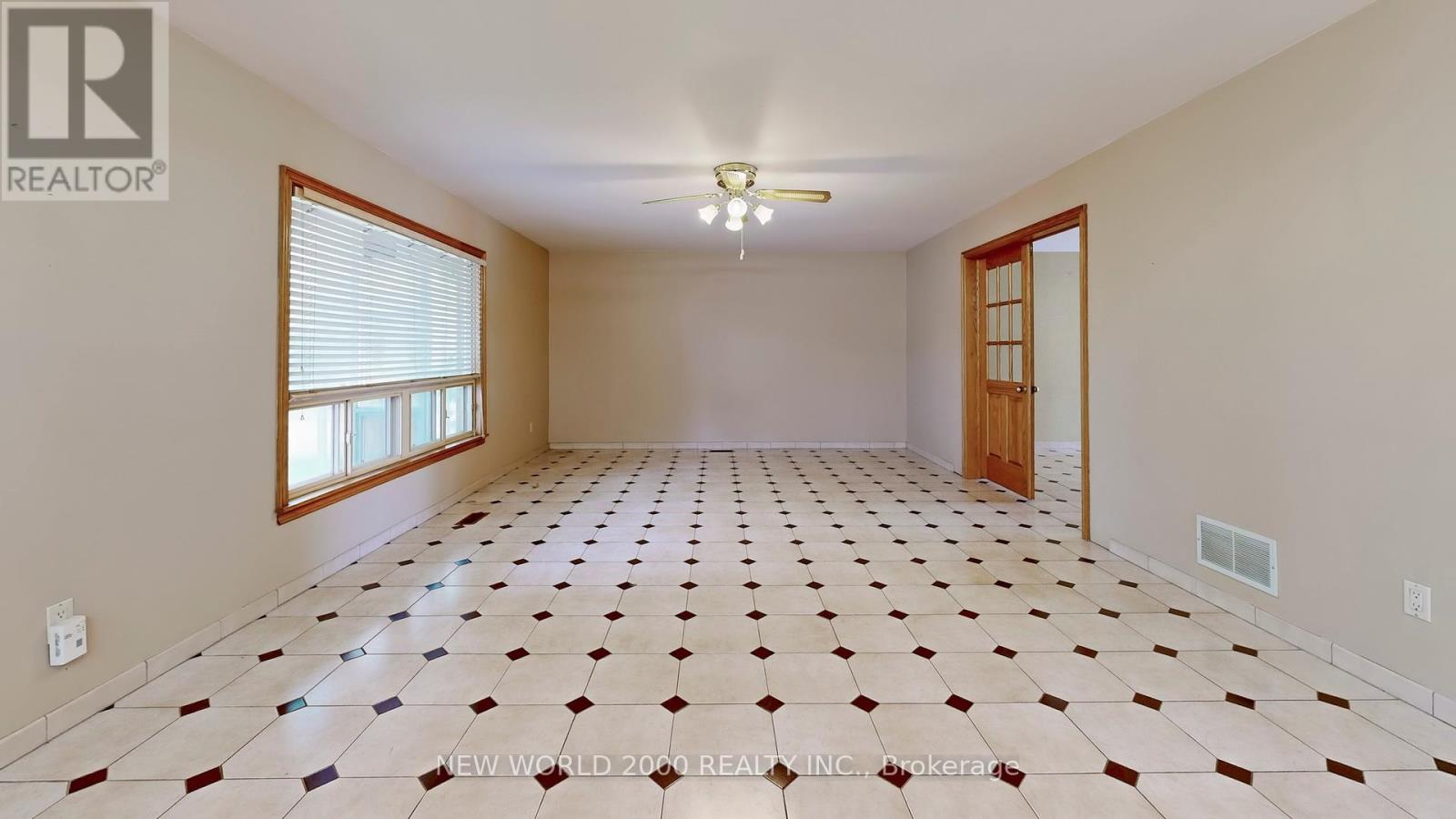62 Langstaff Road W, Richmond Hill (South Richvale), Ontario  L4C 6N3 - Photo 15 - N12281258