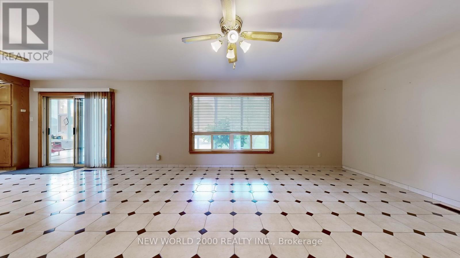 62 Langstaff Road W, Richmond Hill (South Richvale), Ontario  L4C 6N3 - Photo 16 - N12281258