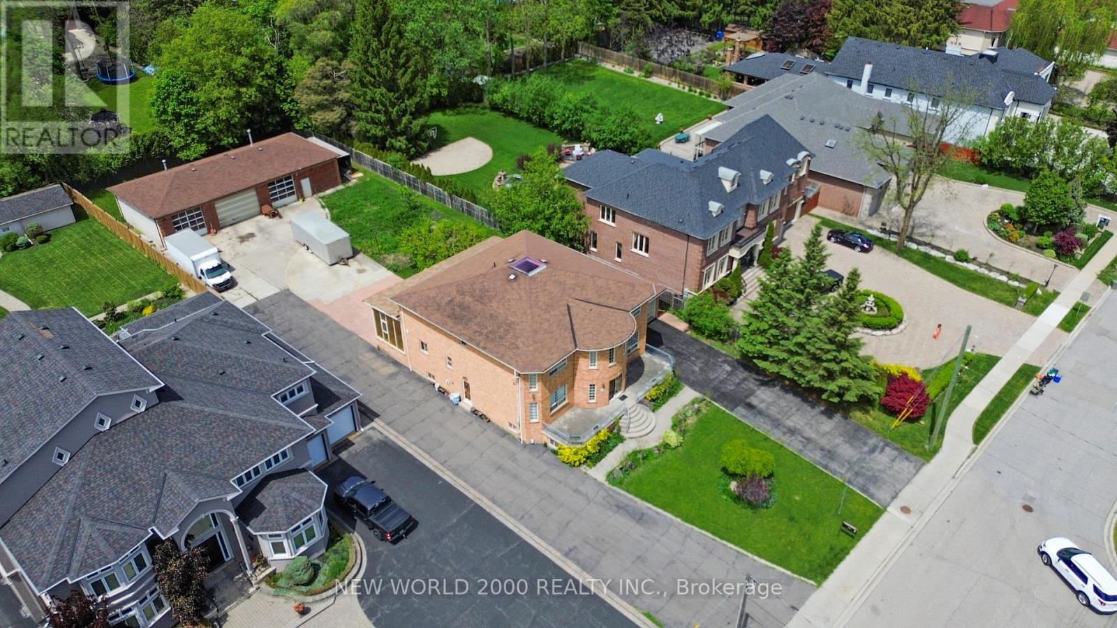 62 Langstaff Road W, Richmond Hill (South Richvale), Ontario  L4C 6N3 - Photo 49 - N12281258