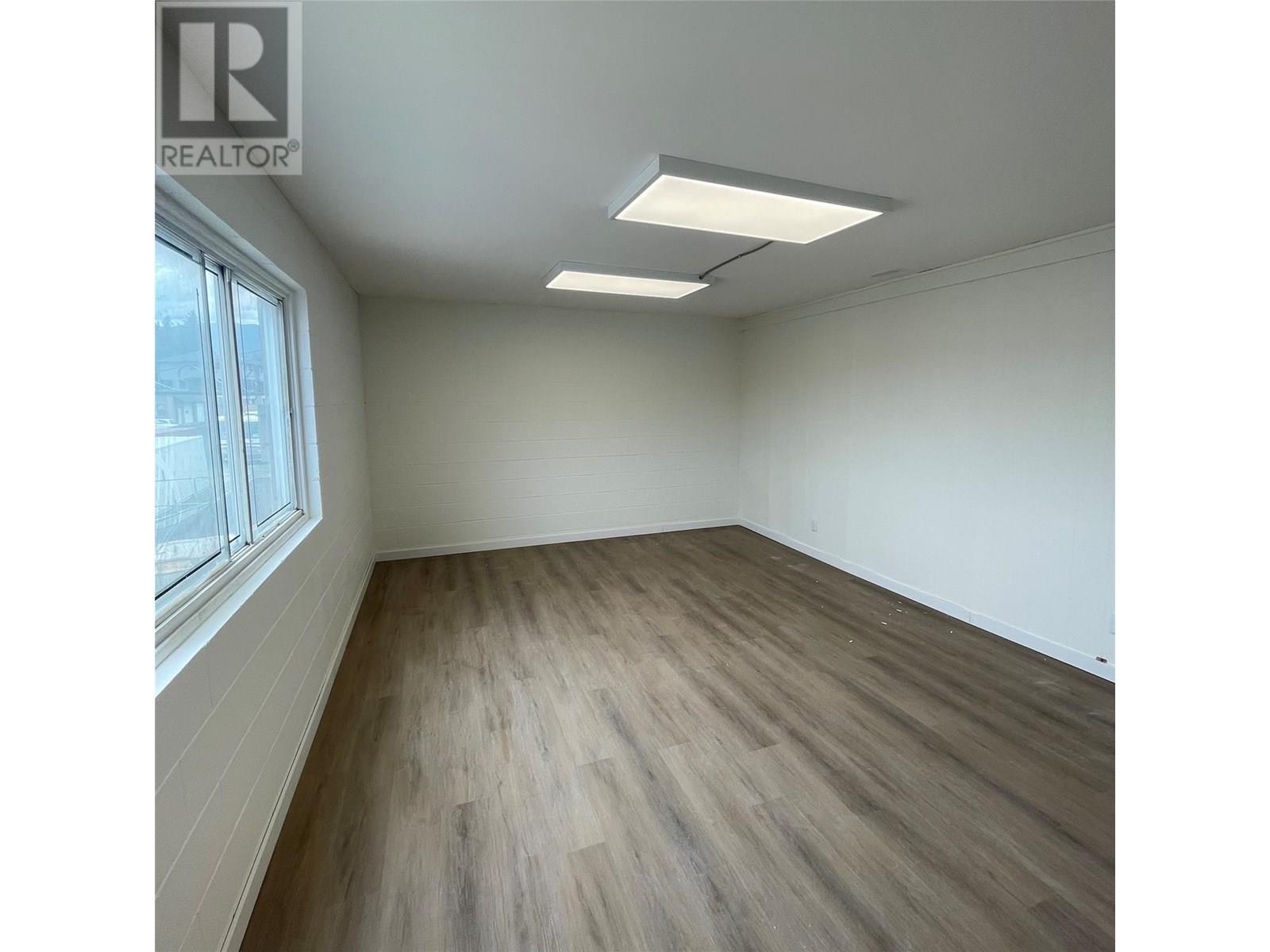 4517 23 Street, Vernon, British Columbia  V1T 4K7 - Photo 6 - 10355444