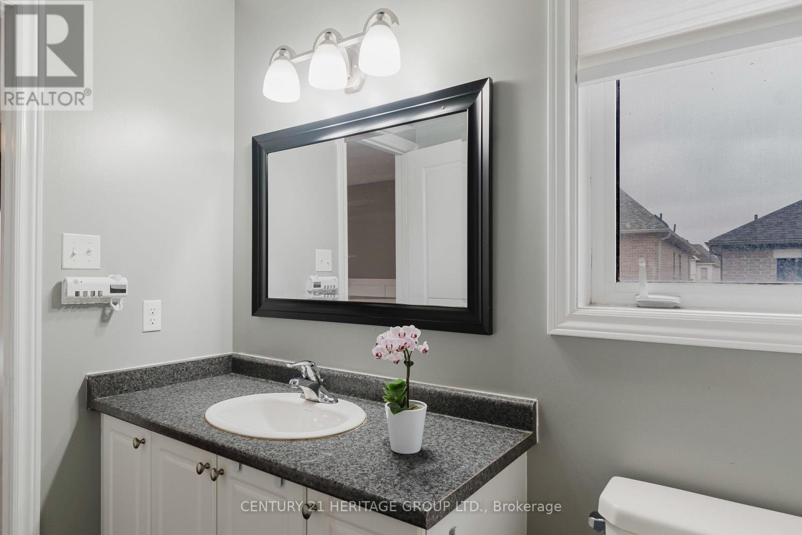 32 Grey Wing Avenue, Georgina (Keswick South), Ontario  L4P 0B7 - Photo 20 - N12280960