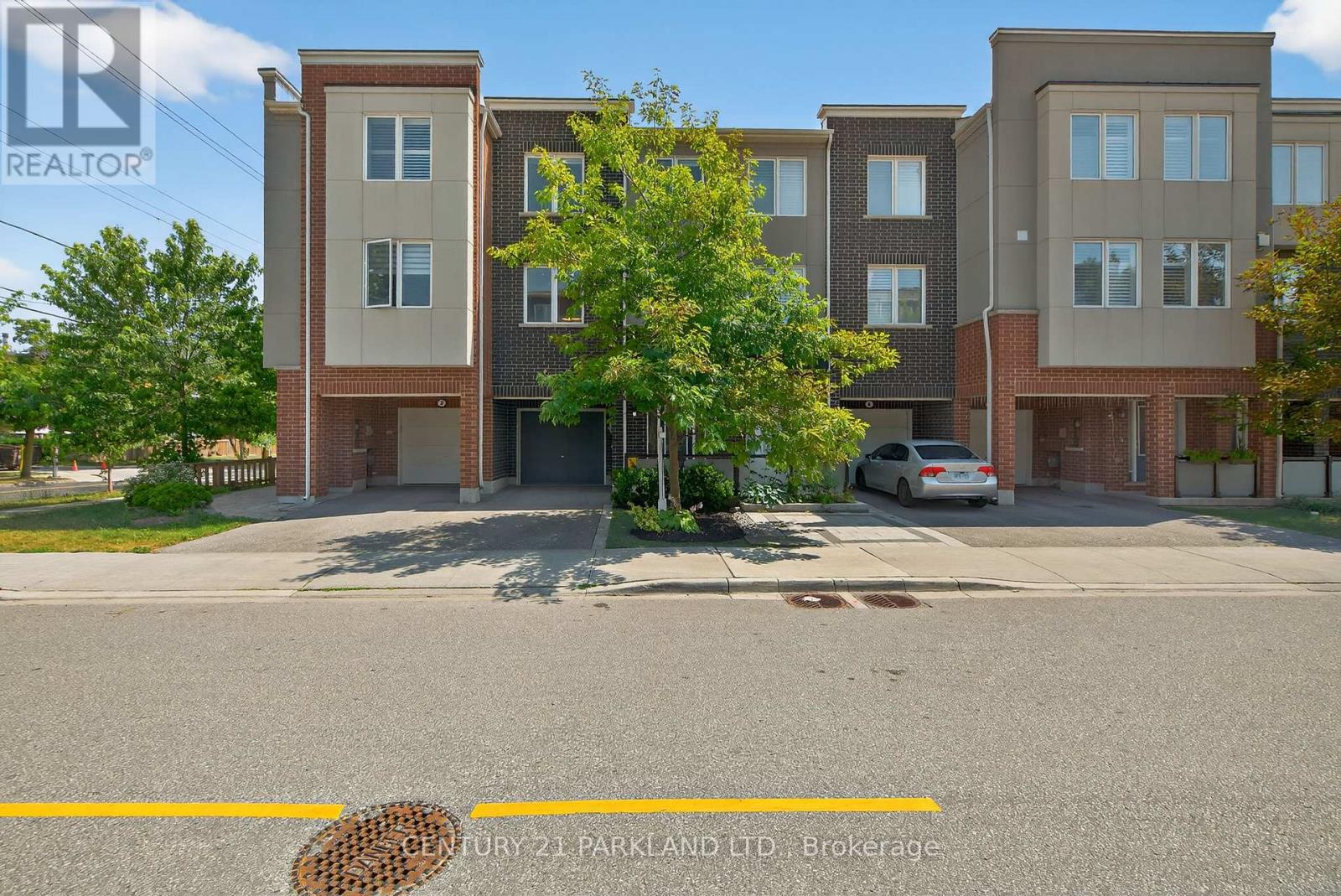 Property at 4 HERON PARK PLACE image 1