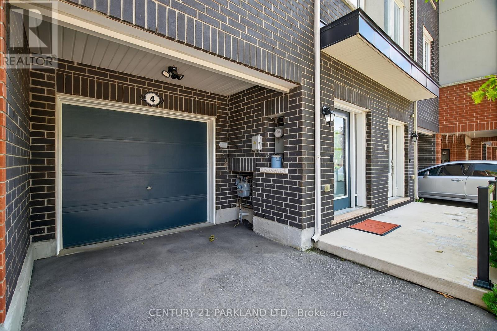 Property at 4 HERON PARK PLACE image 3